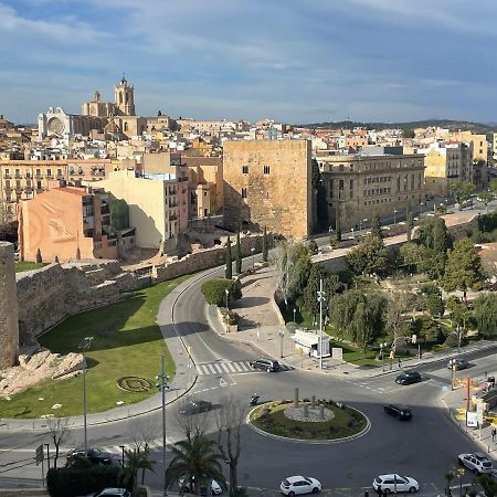 Apartment Rambla Tarragona Free Parking Exteriör bild