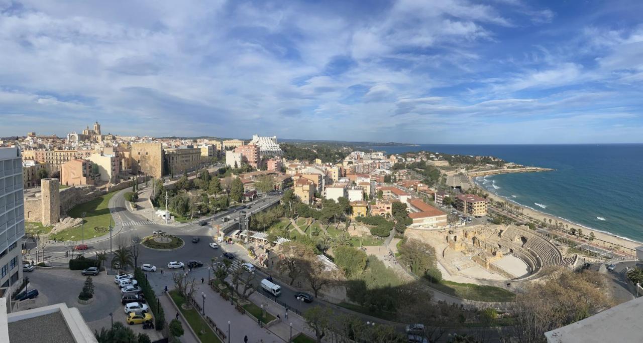 Apartment Rambla Tarragona Free Parking Exteriör bild