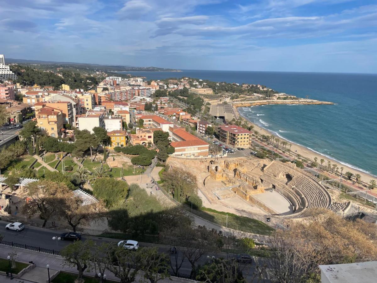 Apartment Rambla Tarragona Free Parking Exteriör bild
