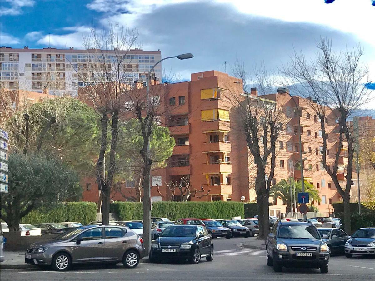 Apartment Rambla Tarragona Free Parking Exteriör bild