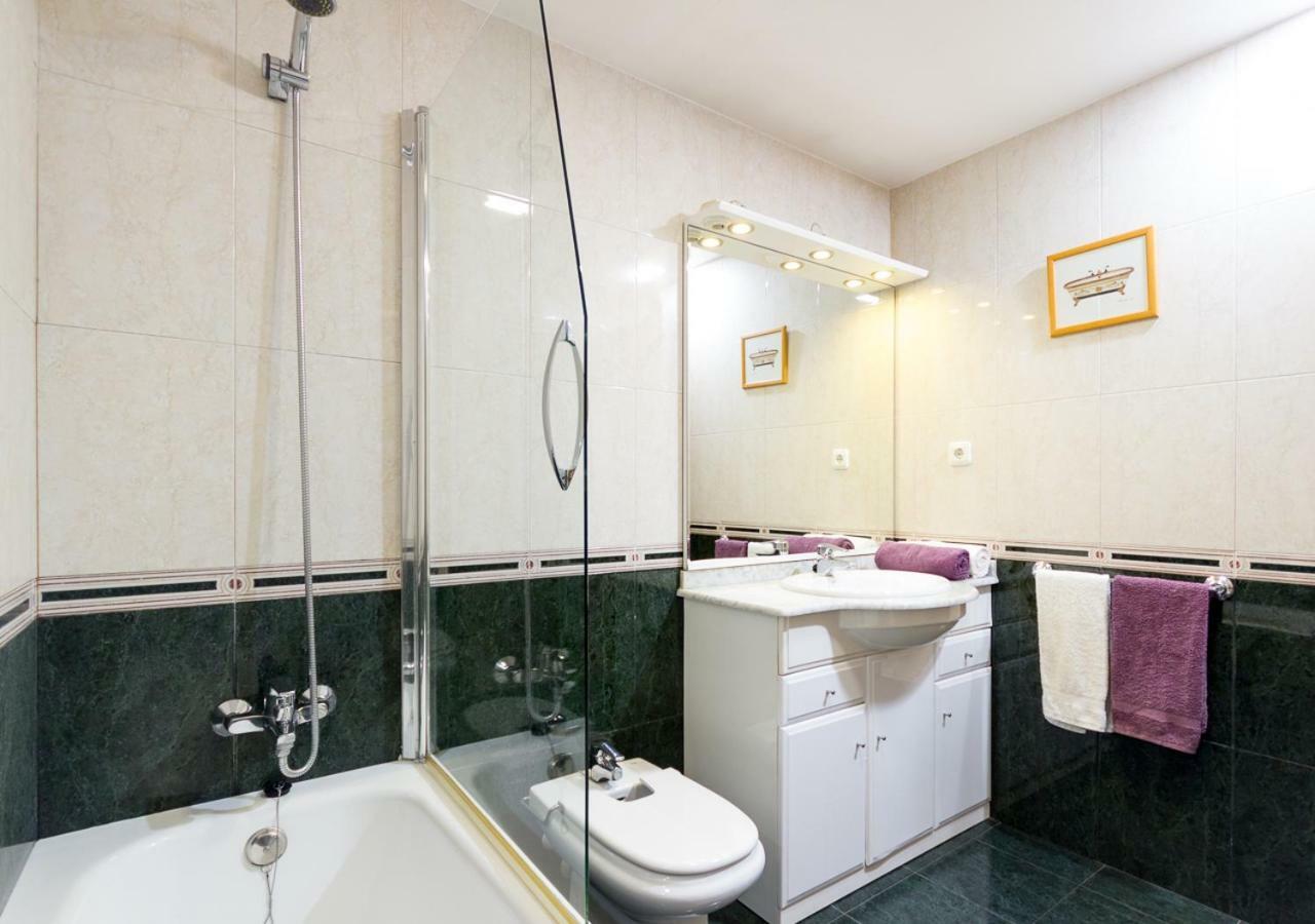 Apartment Rambla Tarragona Free Parking Exteriör bild